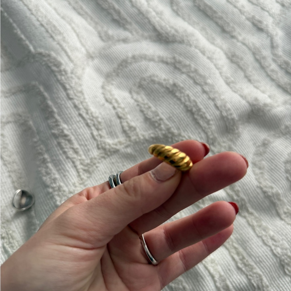 Elegant Gold dome Ring